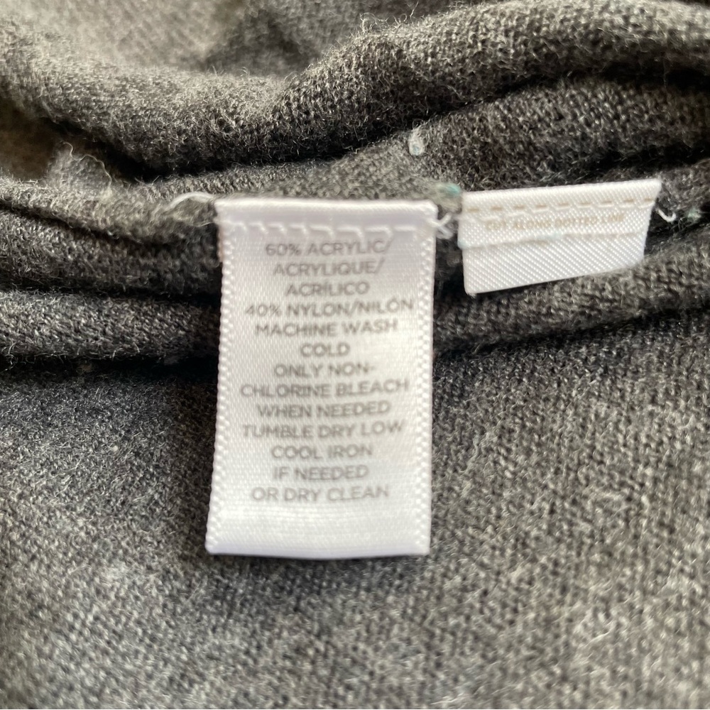 Loft V-neck Sweater - Picture 4 of 4